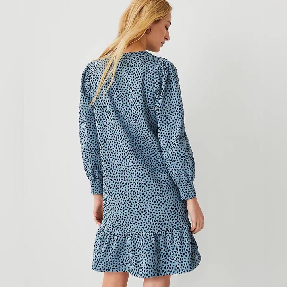 💜 ANN Taylor Animal Print Peplum Sweatshirt Dress